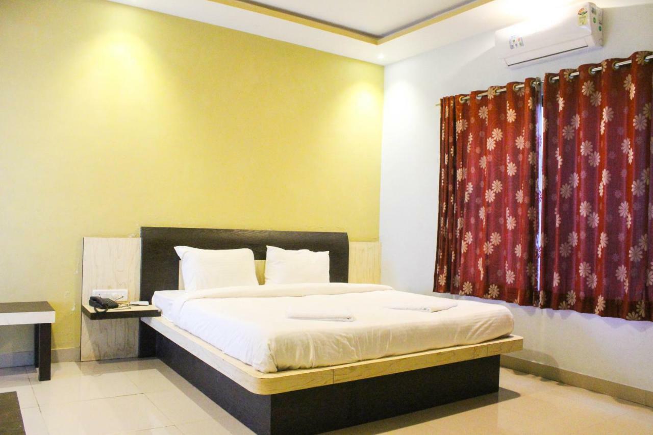 Golden Valley Resort Mahābaleshwar Exterior foto